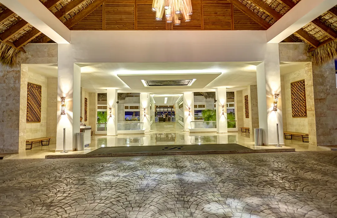 Royalton Punta Cana, An Autograph Collection All-Inclusive Resort & Casino-1